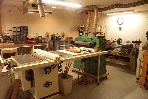 luthier shop